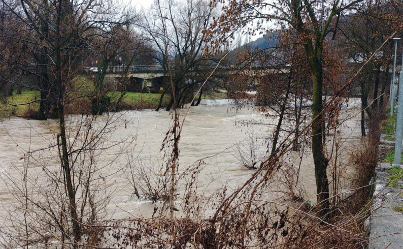 Civilna zaštita: Skloniti materijalna dobra u priobalju rijeka