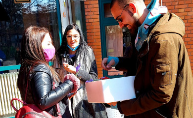 Pažnja i originalnost studenata FTN za praznik žena