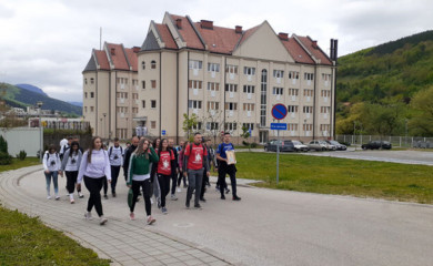 Studenti iz Foče pješice pod Ostrog