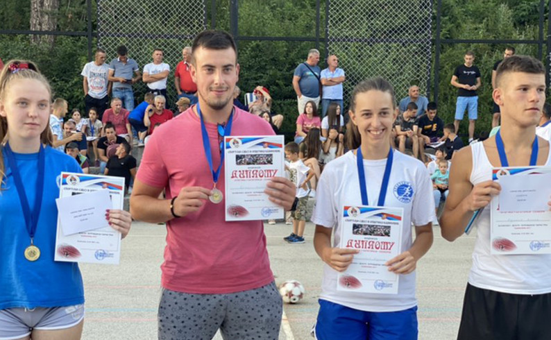 Atletičarima „Sutjeske“ četiri medalje na Uličnim trkama u Kalinoviku