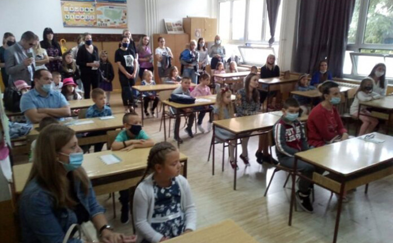 U čarobni svijet škole zakoračilo 137 fočanskih prvačića
