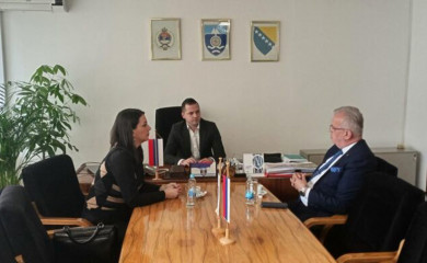 Pedagoški zavod: Centralna manifestacija obilježavanja 30 godina Republike Srpske u Foči