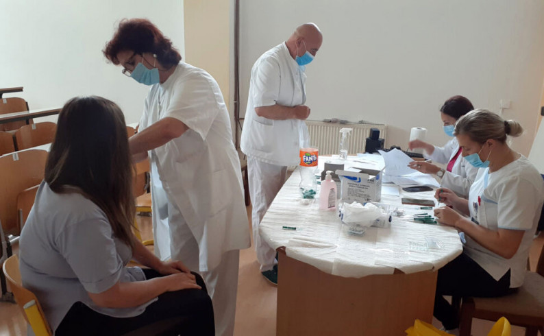 Sljedeće sedmice vakcinacija bez zakazivanja prvom i trećom dozom „sputnjika ve“