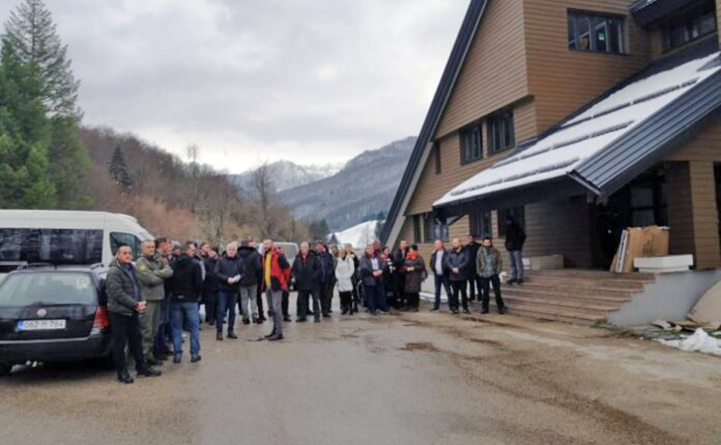 Radnici NP “Sutjeska” traže rješavanje finansijskih problema i isplatu dugovanja