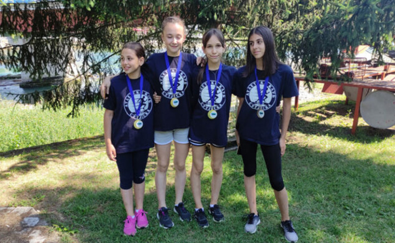 Uspjeh fočanskih atletičarki na trci u Goraždu