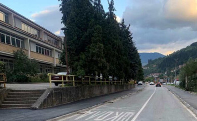 Uz ulice, asfaltira se i igralište ispred SŠC