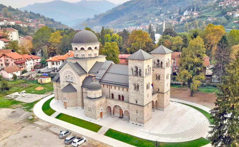 „U susret Svetom Nikoli“ – dodjela paketića za mališane