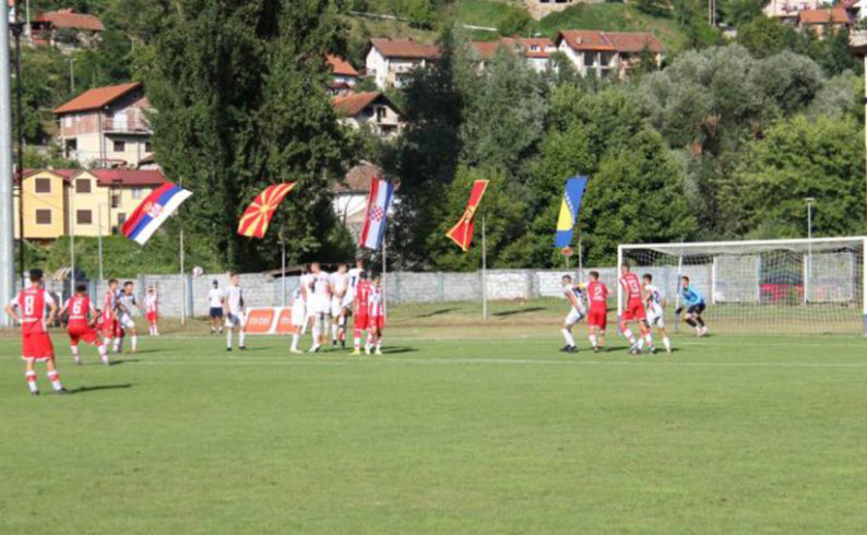 „Vojvodina“ i „Željezničar“ prvi polufinalisti „Fudbal frendsa“