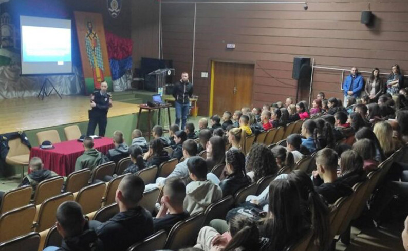 Preventivne aktivnosti najbolja mjera protiv vršnjačkog nasilja