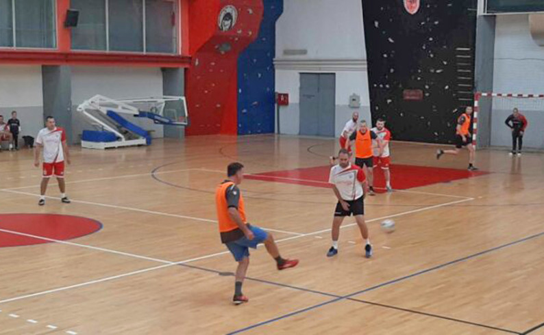 Golova nikad dosta- mreže do vrha napunjene već na startu Radničke lige