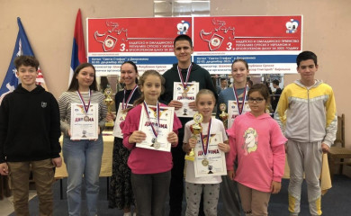 Članovi OŠK "Deveti januar" osvojili tri zlata, srebro i dvije bronze na prvenstvu Srpske u ubrzanom šahu