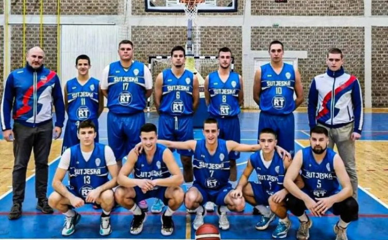 Pobjede košarkaša i odbojkašica, poraz odbojkaša