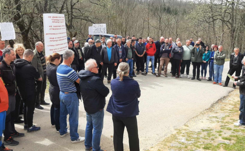 Održan još jedan protest protiv gradnje deponije u MZ Kozja Luka