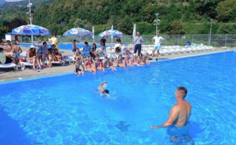 Škola plivanja za fočanske mališane na bazenima od 12. jula