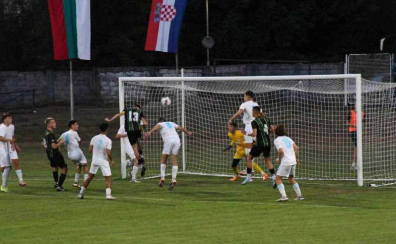 "Zvezda" i "Rijeka" u polufinalu Fudbal frendsa