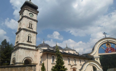 Molitveno pješačenje od Foče Čajničkoj krasnici na poklon