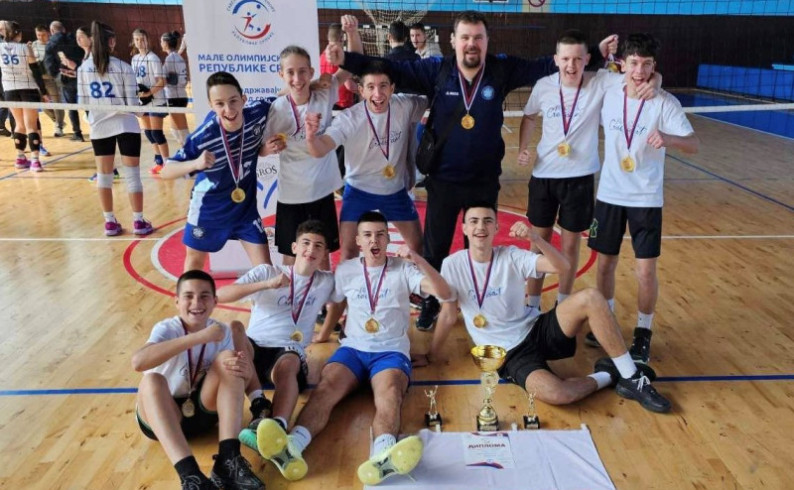 OŠ "Veselin Masleša" odbranila titulu prvaka Srpske u muškoj odbojci
