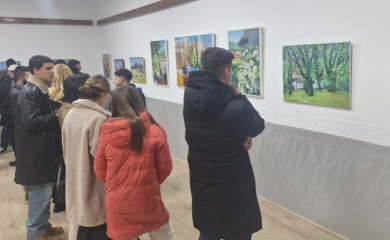 Šarenilo Balkana na slikarskom platnu Ruskinje Olge Kopeine u Foči