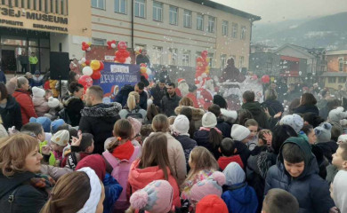 U petak na trgu Dječija nova godina