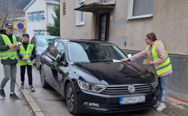Propisno parkiranje važno za bezbjedne i prohodne ulice
