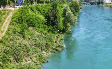 Nastavljena velika akcija čišćenja grada, u fokusu korito Drine