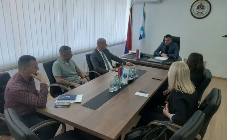 Nova mjera: Učenicima iz porodica sa troje i više djece po 200 KM za ekskurziju