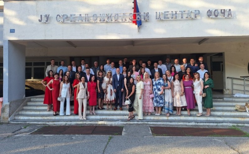 Od školskih klupa do životnih priča – 20 godina od mature generacije 1987.