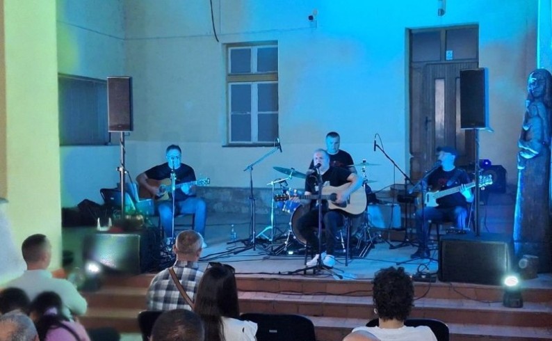 Paranoid i Fočaci - muzikom za Darka Mastila
